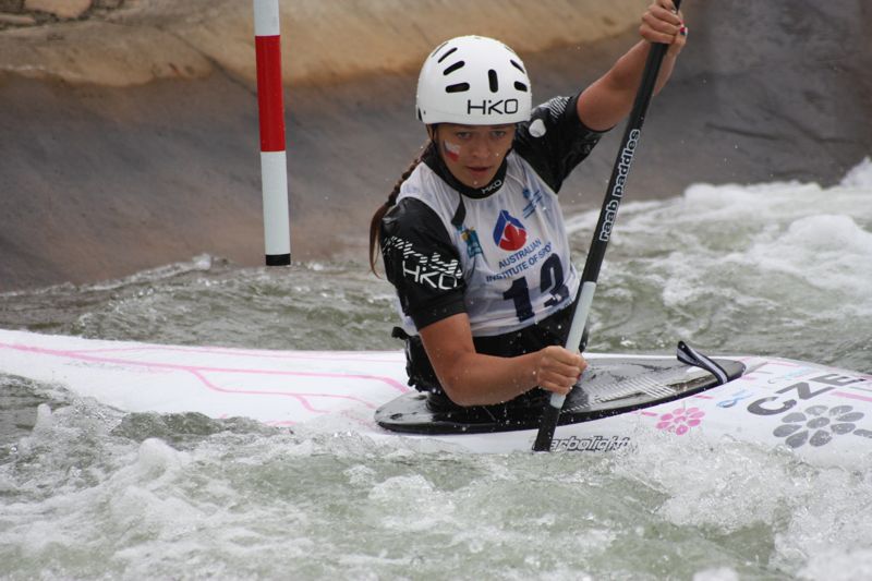 Obhájkyně titulu Amálie Hilgertová dojela na MS 2014 sedmá MSJ-K1W-A Hilgertova